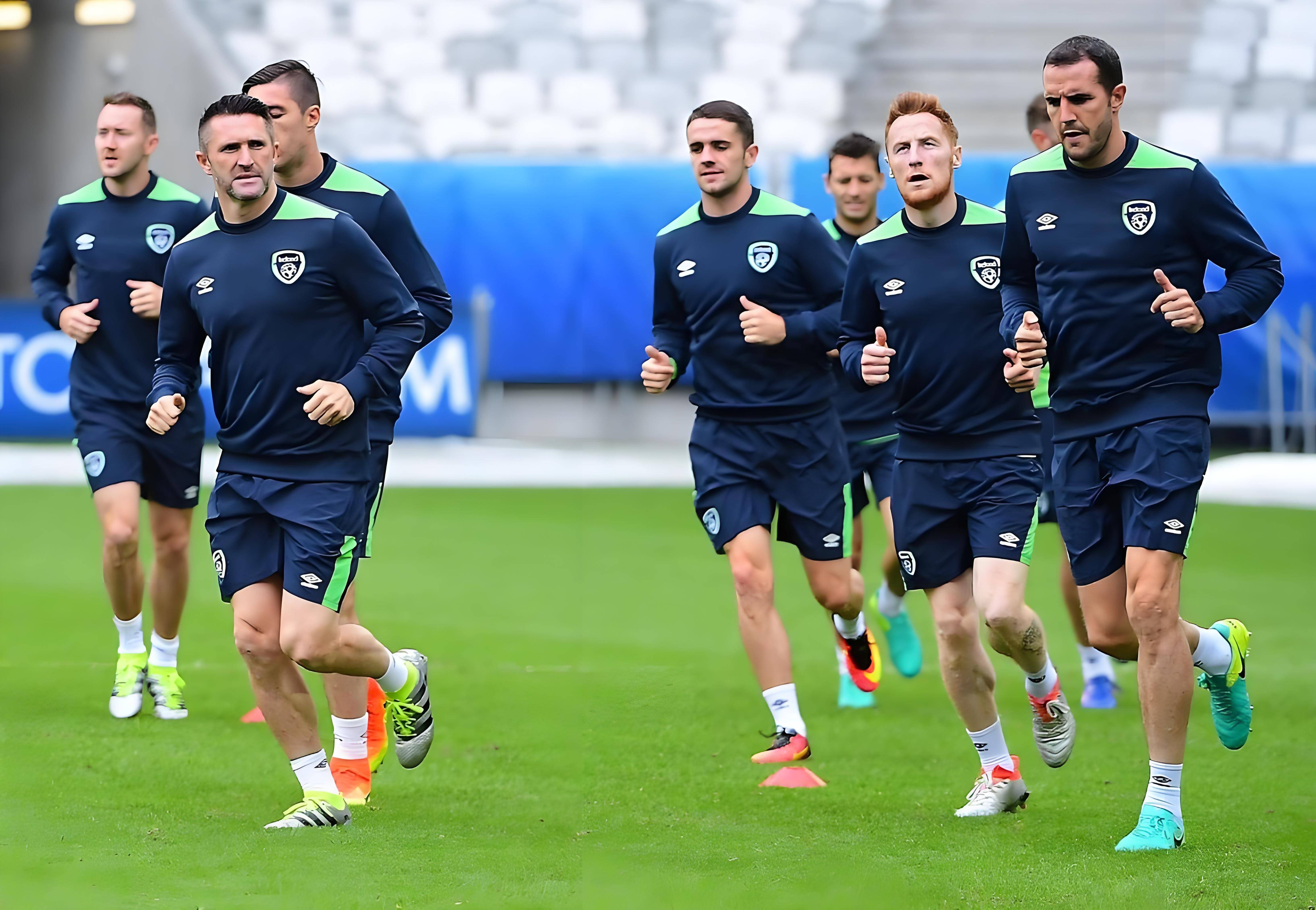 匈牙利队在对阵俄罗斯队的比赛中胜出