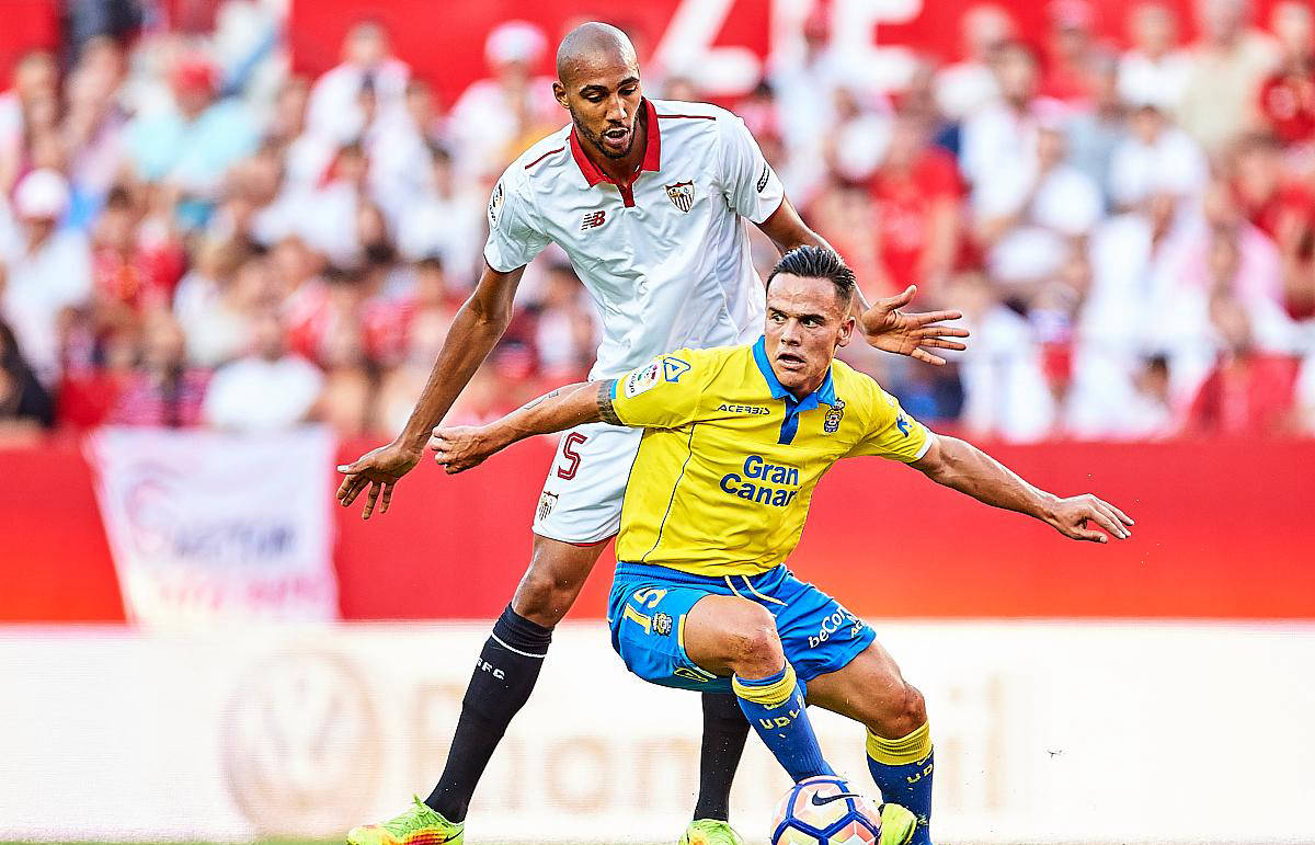 包含巴拉多利德展现出色实力，击败对手的词条