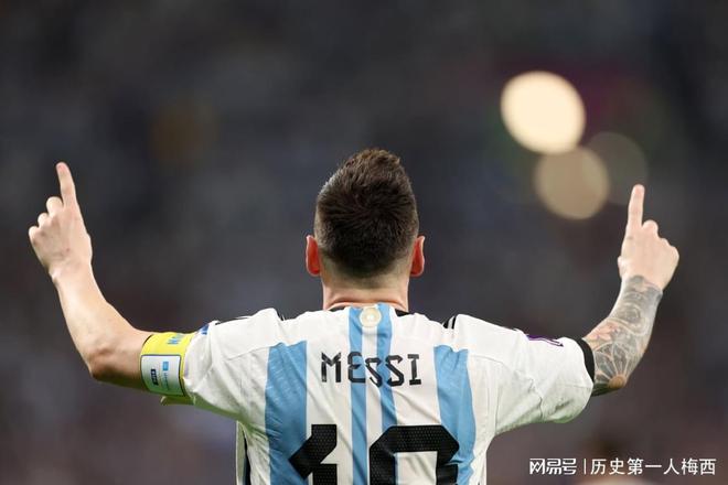 关于震撼！梅西在游泳赛场险胜对手！的信息