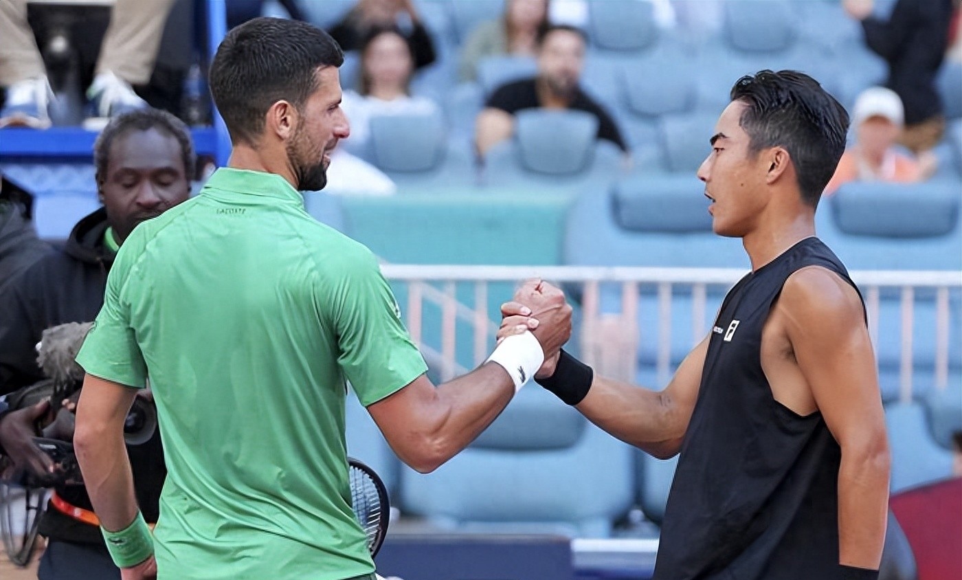 德约科维奇意外战胜中国队，爆冷引爆全场！热度持续攀升(德约科维奇温网最新战况)